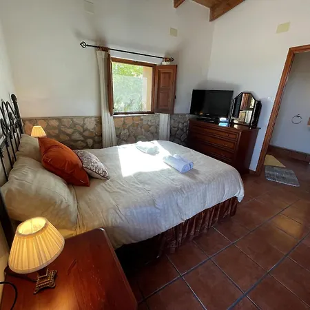 منزل ريفي Grapevine Manor Monovar