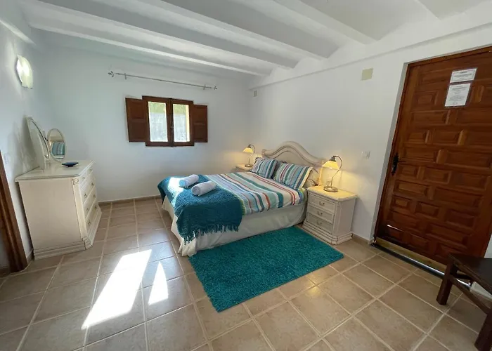 Grapevine Manor Летний дом